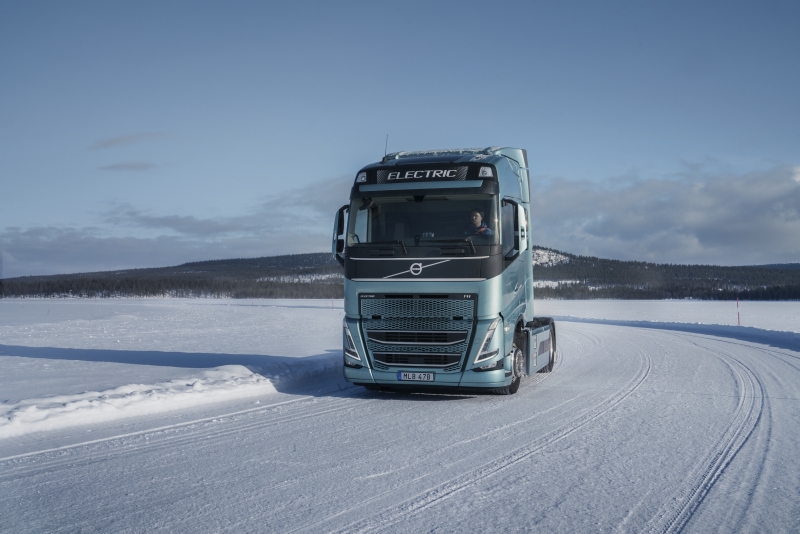 Active Grip Control: Volvo Trucks presenta la nuova funzionalità di sicurezza per i veicoli elettrici