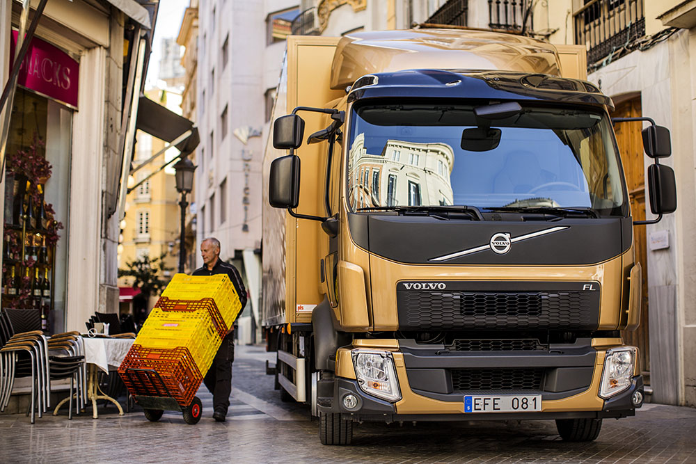 Volvo Trucks: veicoli per la distribuzione nelle città più guidabili ed efficienti