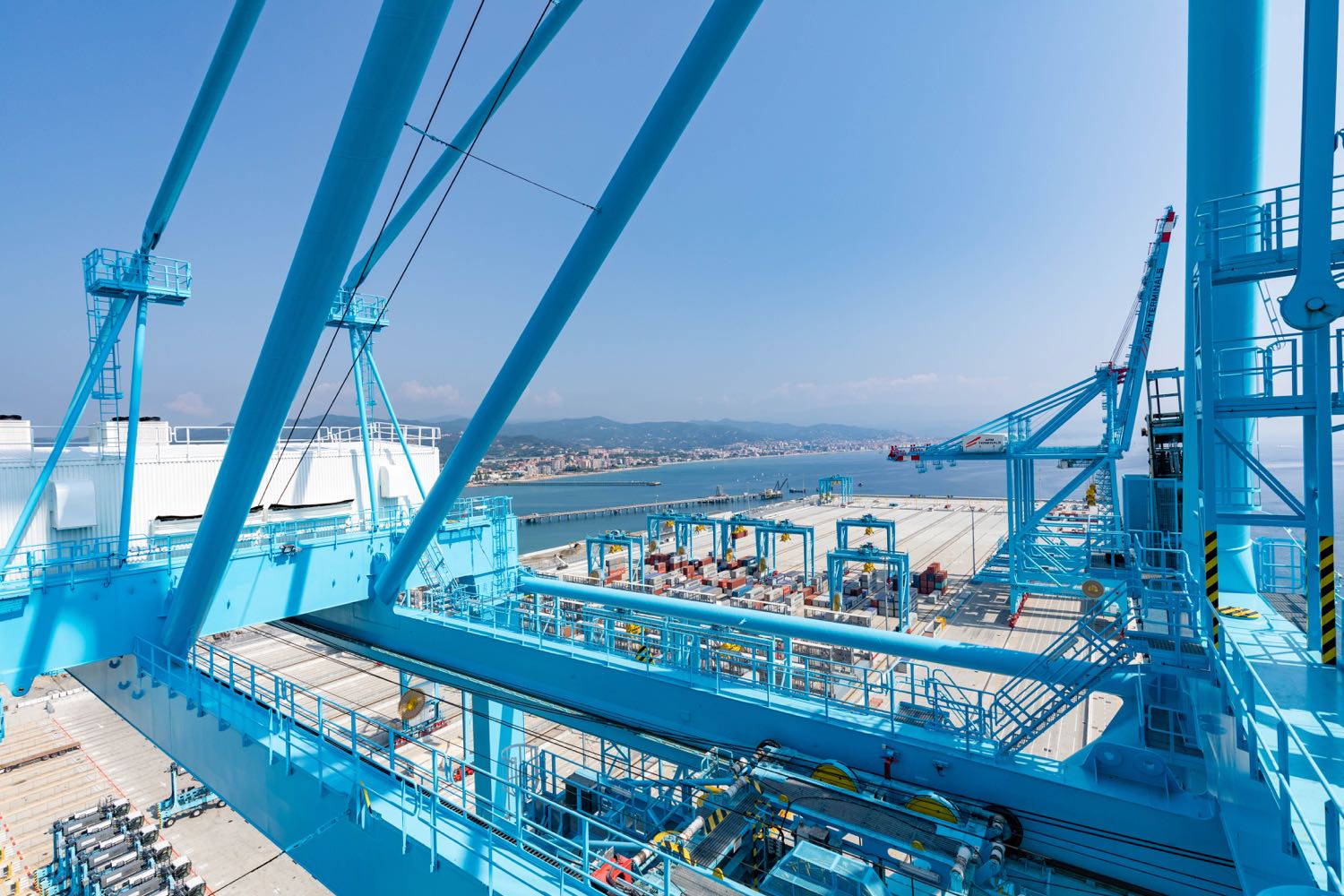 Apm Terminals Vado Ligure attiva un nuovo collegamento con il porto del Pireo