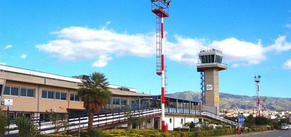 Aeroporto di Reggio Calabria: a Sacal la gestione trentennale
