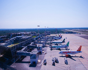 Aeroporto di Bari: progetto pilota per utilizzo mezzi elettrici