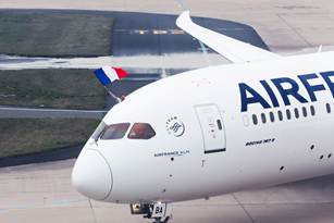 Aeroporto di Bari: Air France riprende i voli per Parigi