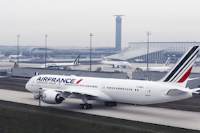 Air France: dal 1° gennaio inizia compensazione del 100% delle emissioni di Co2 sui voli domestici