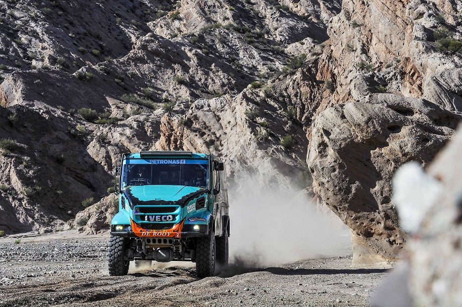 Dakar 2018: Iveco vince la sua quinta tappa nella lotta per il titolo