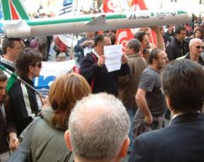 Alitalia: sciopero addetti a terra il 15 novembre
