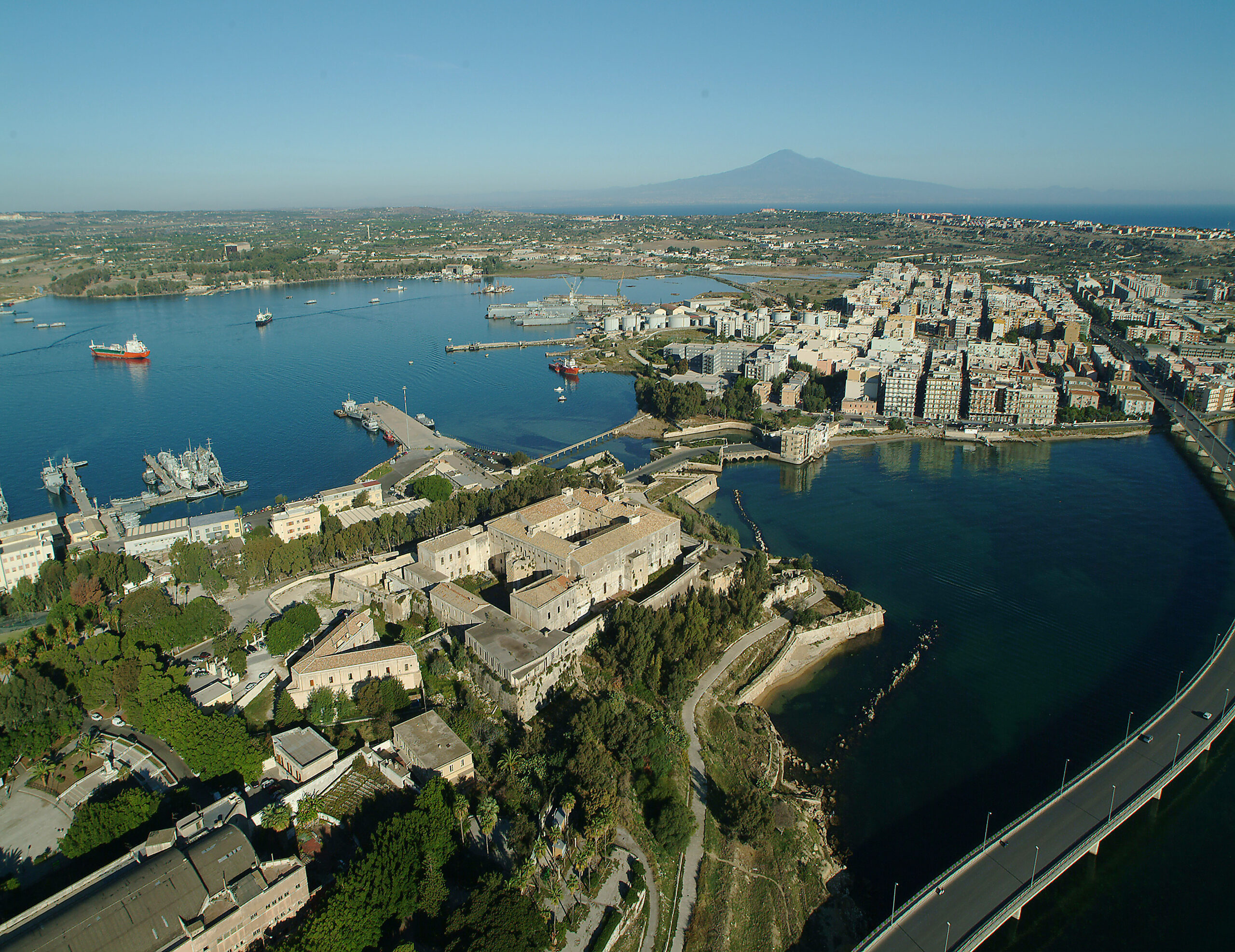 Corridoio Scandinavo-Mediterraneo: delegazione scandinava in visita al porto di Augusta