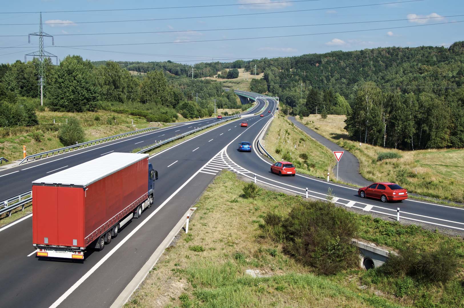 Autostrade: al via il nuovo Telepass per le auto valido in Italia, Francia, Spagna e Portogallo