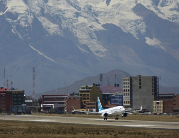 Il Boeing 737 MAX 8 completa i test ad alta quota in Bolivia