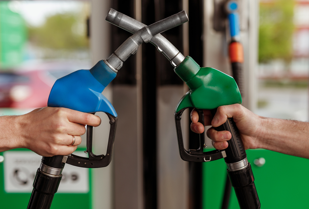 Carburanti: taglio accise prorogato fino al prossimo 8 luglio, intervento esteso anche al metano