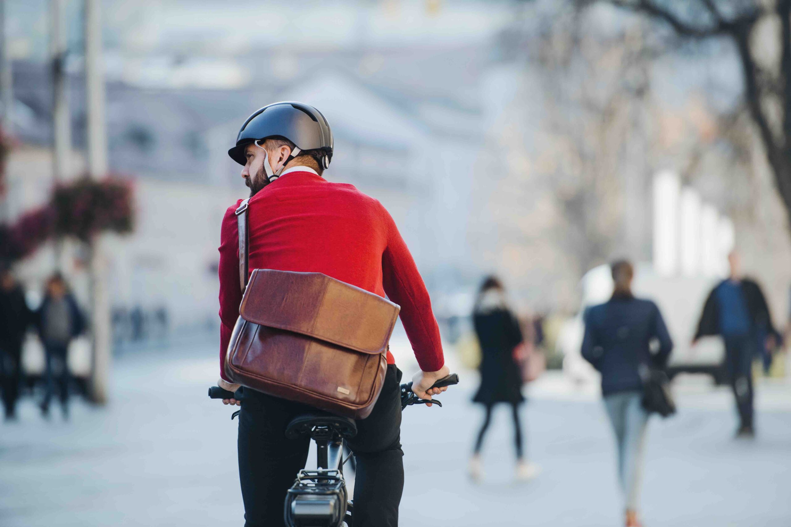 La rivincita della bicicletta dopo il lockdown: per gli italiani è smart, ecologica e funzionale