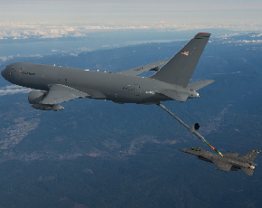 Boeing: il programma KC-46 Tanker completa la seconda fase dei test per la Receiver Certification