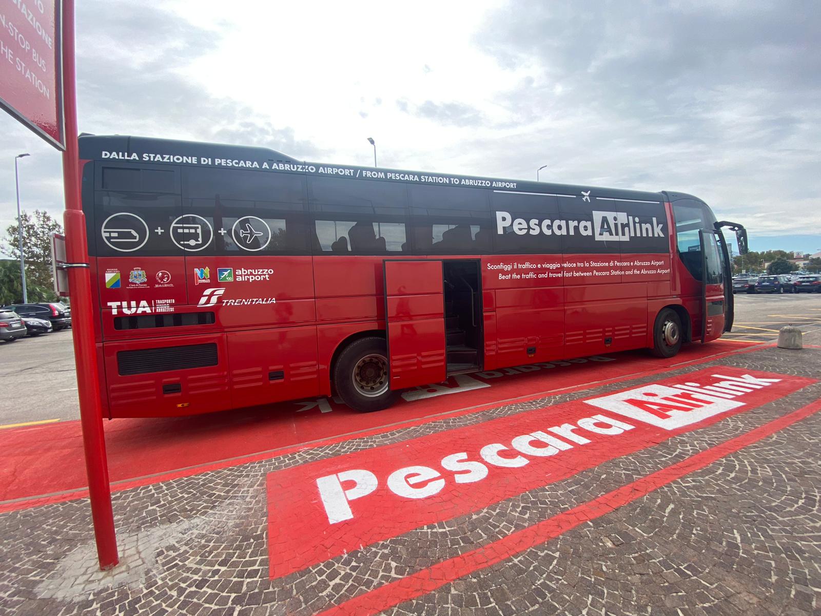 L’aeroporto e la stazione di Pescara mai così vicini: via al servizio Airlink