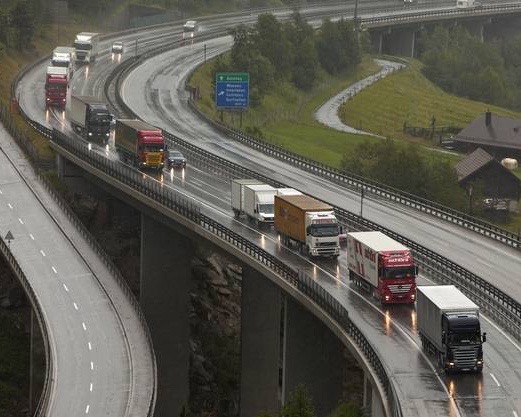 Dopo il decreto Genova l’Autorità torna a chiedere contributi ai camion