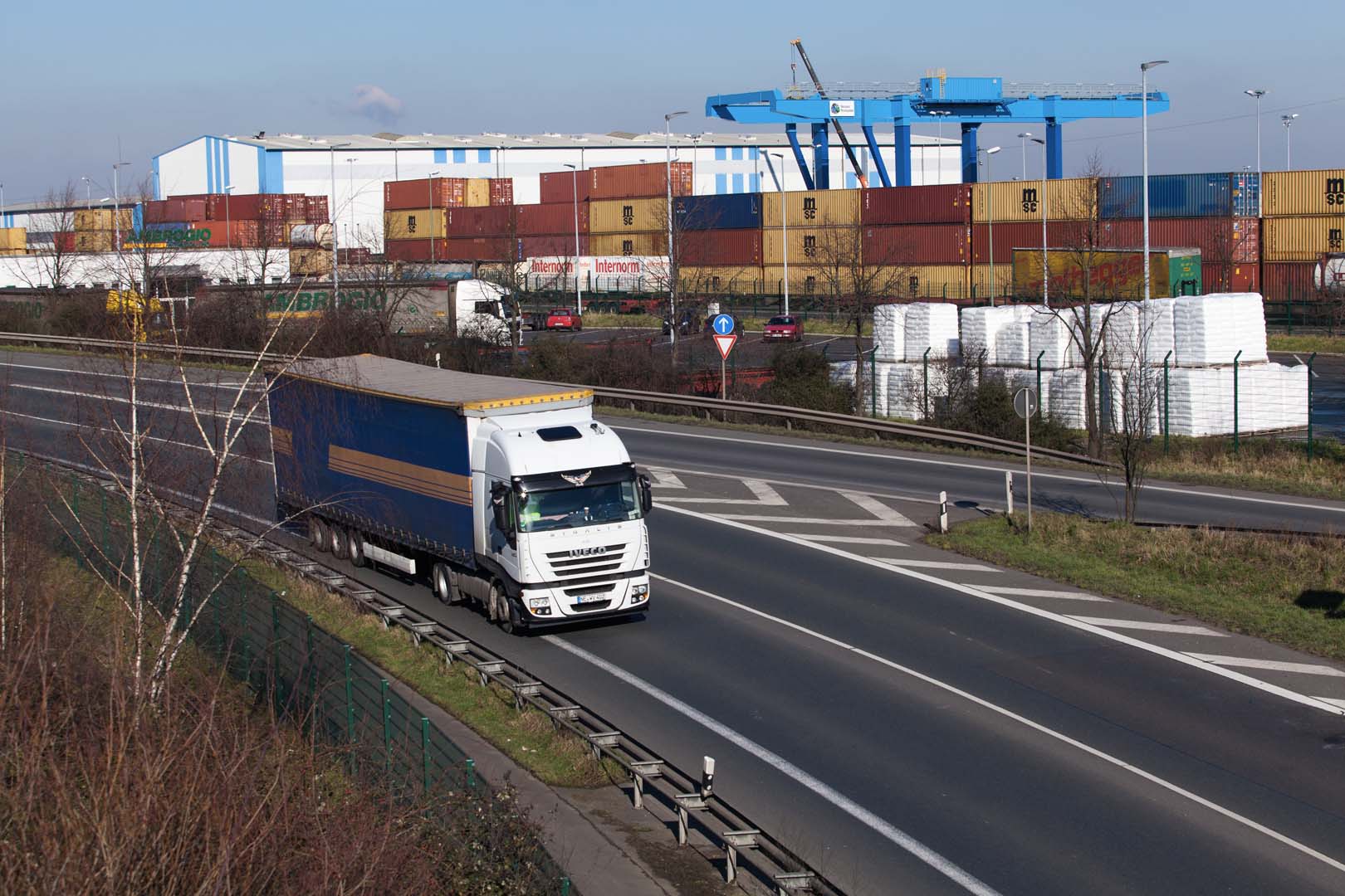 Austria: dal 1° novembre obbligo di Green pass sul lavoro, esentati i camionisti