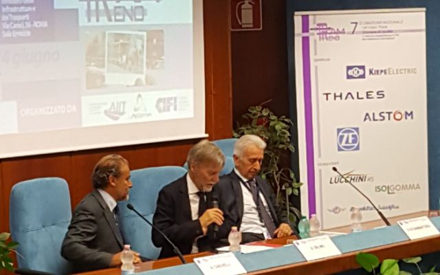 Convegno Sistema Tram: Delrio, rilancio del Tpl per una mobilità sostenibile