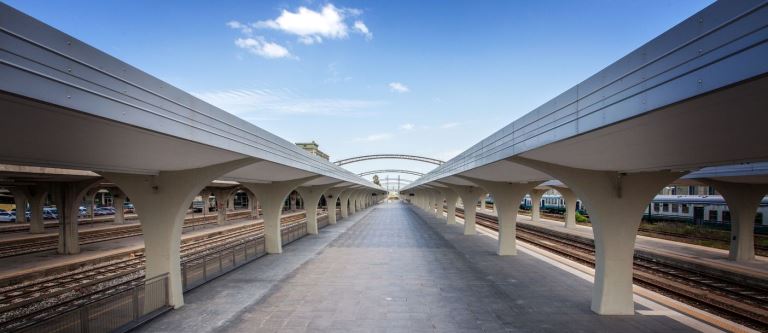 Rete Ferroviaria Italiana: nuovo look per la stazione di Cosenza