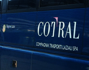 Lazio: la Regione consegna 5 nuovi bus bipiano della flotta Cotral a Sora