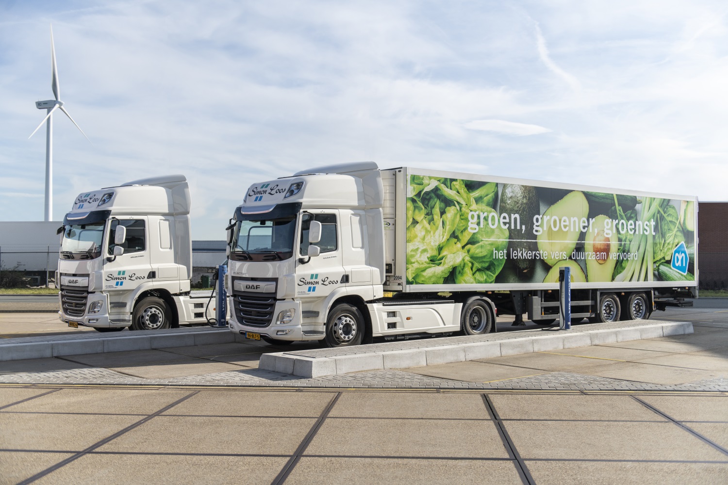 Daf Trucks supporta i supermercati Albert Heijn nel passaggio al trasporto elettrico