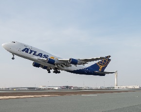 Boeing e Atlas Air Worldwide: conversione in cargo per nove B767