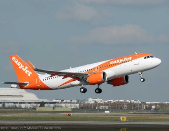 Airbus: consegnato a easyJet primo A320 dotato di FANS-C
