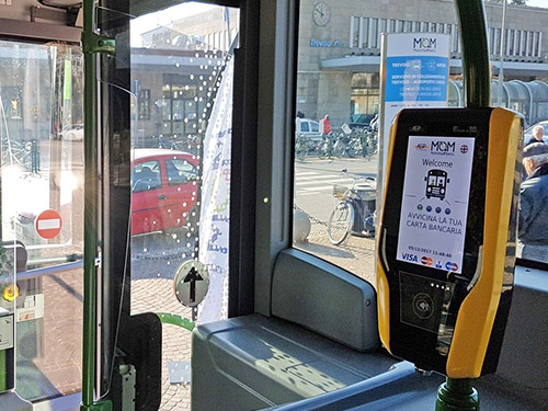 Bigliettazione elettronica sul bus: attivo a Treviso il primo sistema per carte EMV contactless