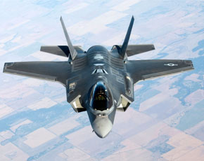 Lockheed intende offrire al Giappone un caccia basato su F-22 e F-35