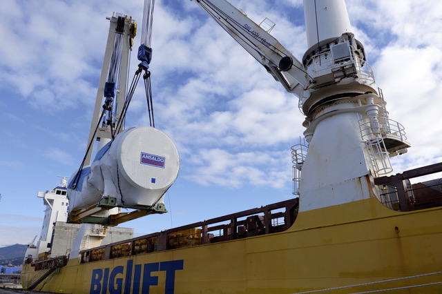 Logistica: Fagioli completa l’imbarco della turbina a gas più grande mai costruita in Italia