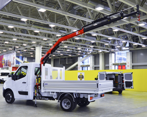 Fassi Gru con il Renault Business Booster Tour