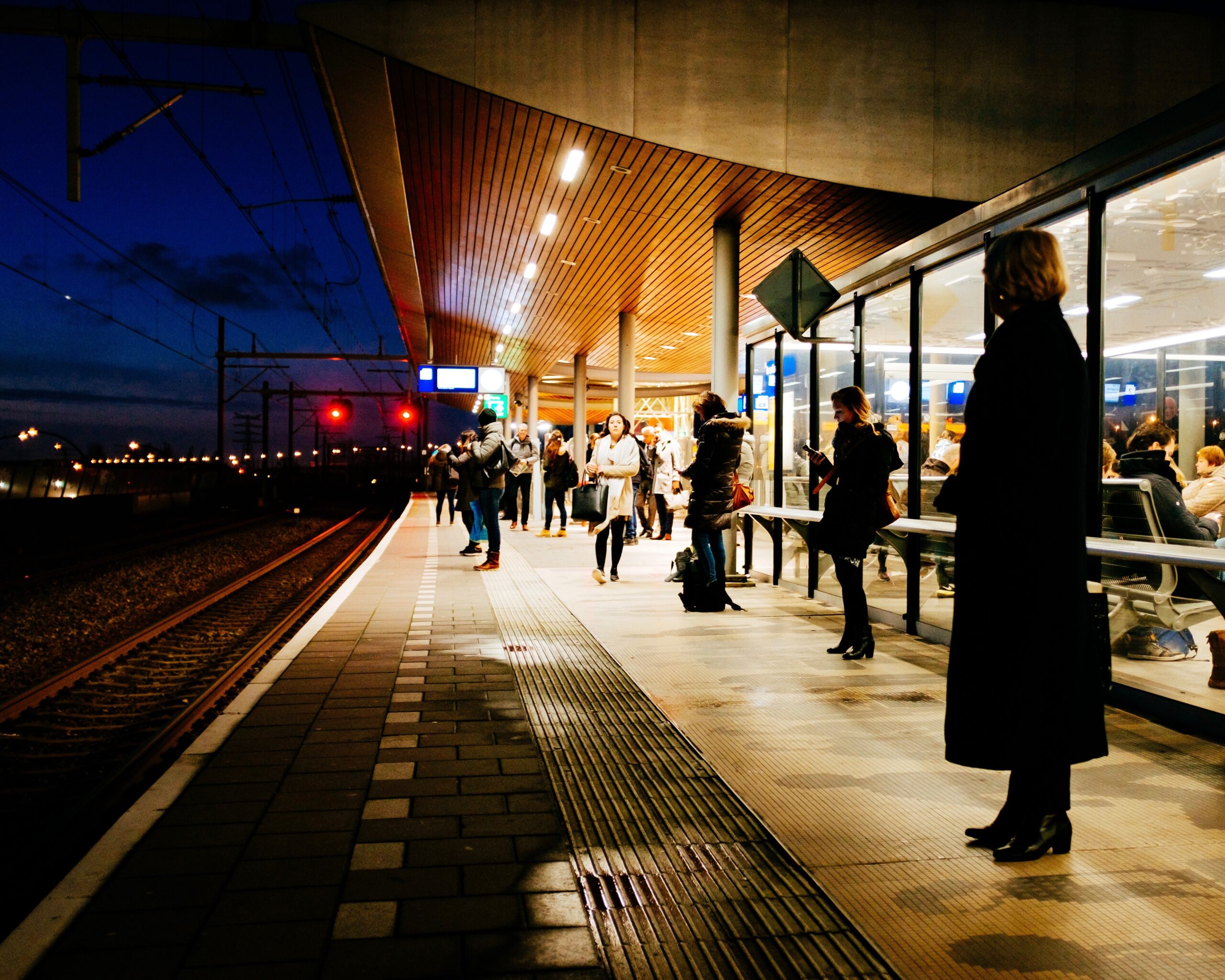 Roma: Ansfisa rileva difformità su impianti fissi e treni Atac. Scale mobili ancora ferme a San Paolo e Termini