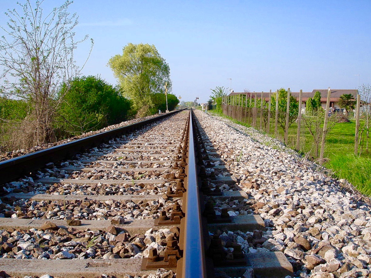 Ferrovie: dal PNRR 1,55 miliardi di euro per potenziare le reti regionali