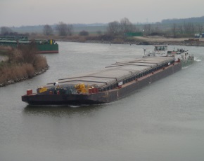 Trasporto merci fluviale: dall’Ue 10 mln per la navigabilità del Po