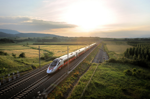 Trenitalia: presto nuovi convogli regionali per diminuire le emissioni di CO2