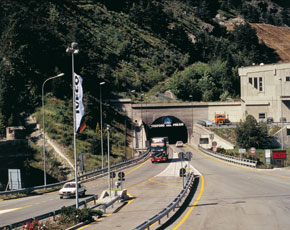 Autotrasporto: ecco il calendario di giugno per la circolazione nel Traforo del Frejus