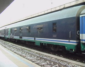 Trenitalia: vagoni letto in dismissione al Sud?