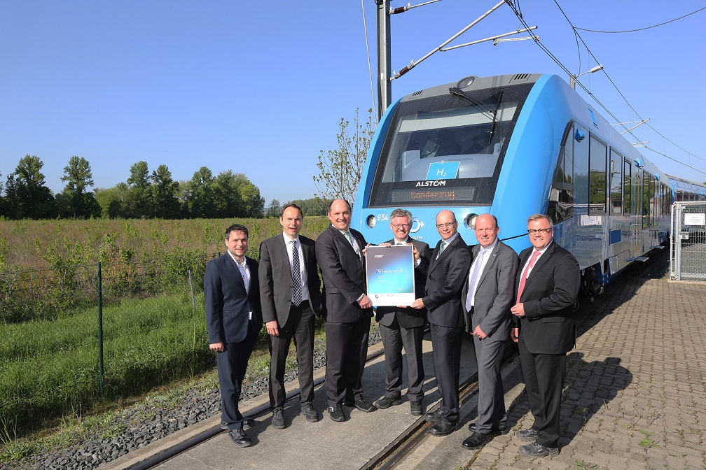 Alstom: il treno a celle a combustibile idrogeno vince il GreenTec Mobility Award 2018