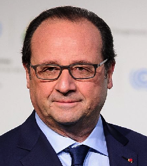 Hollande: “Pronti a negoziare sul Rafale quando sarà il momento”