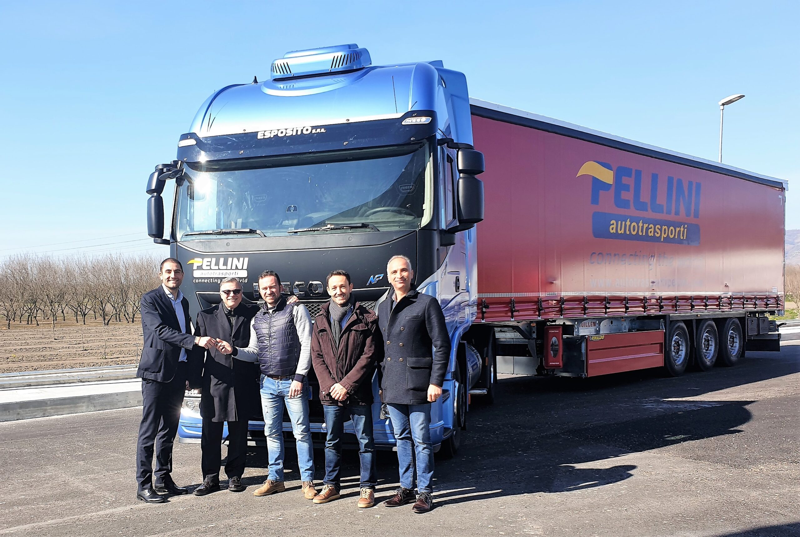 Gas naturale compresso, Iveco Stralis NP 460 inaugura la seconda stazione di rifornimento campana