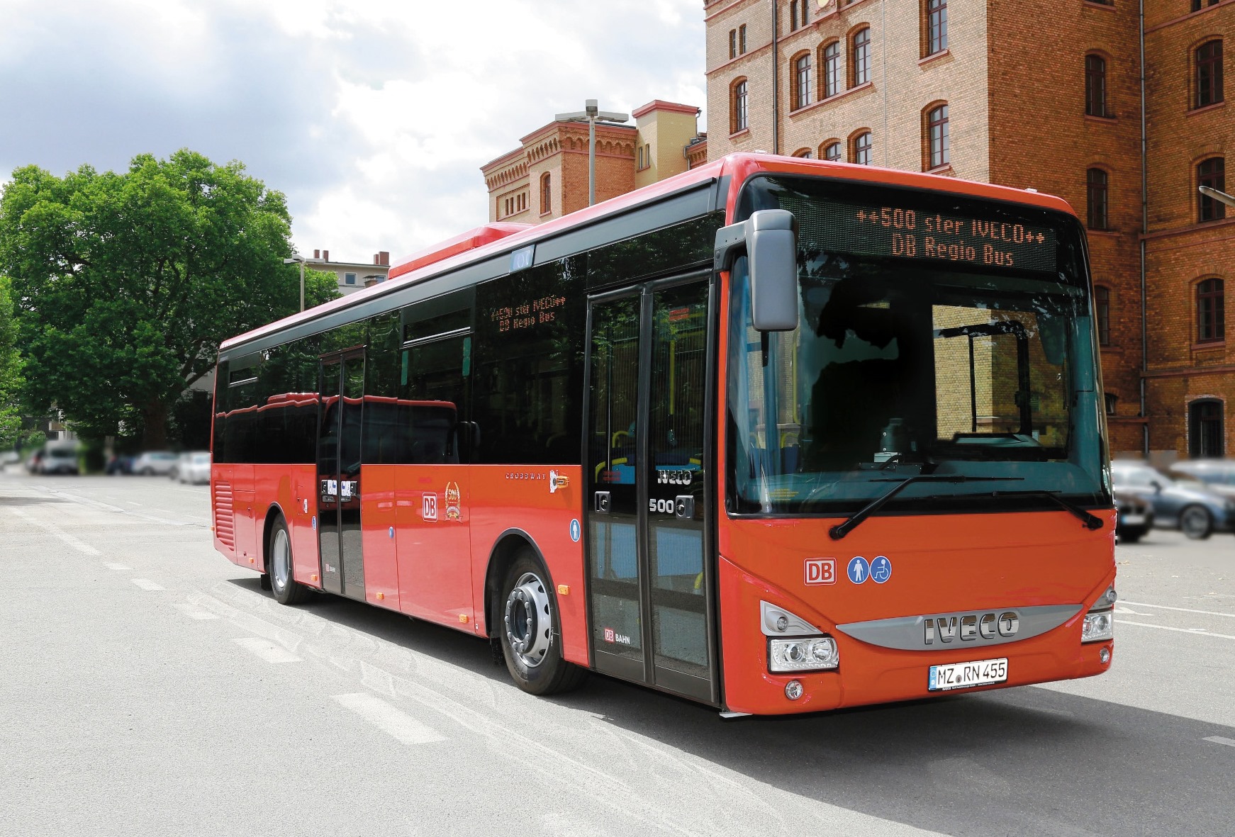 Germania: trasporto pubblico, Deutsche Bahn rinnova l’accordo con Iveco Bus