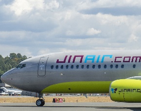 Boeing: consegnato il primo 737-800 di proprietà Jin Air