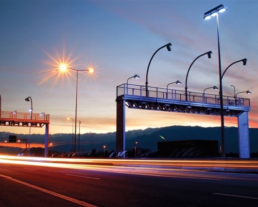 Autostrade: Kapsch TrafficCom equipaggia l’Olympia Odos con un sistema di pedaggio ibrido