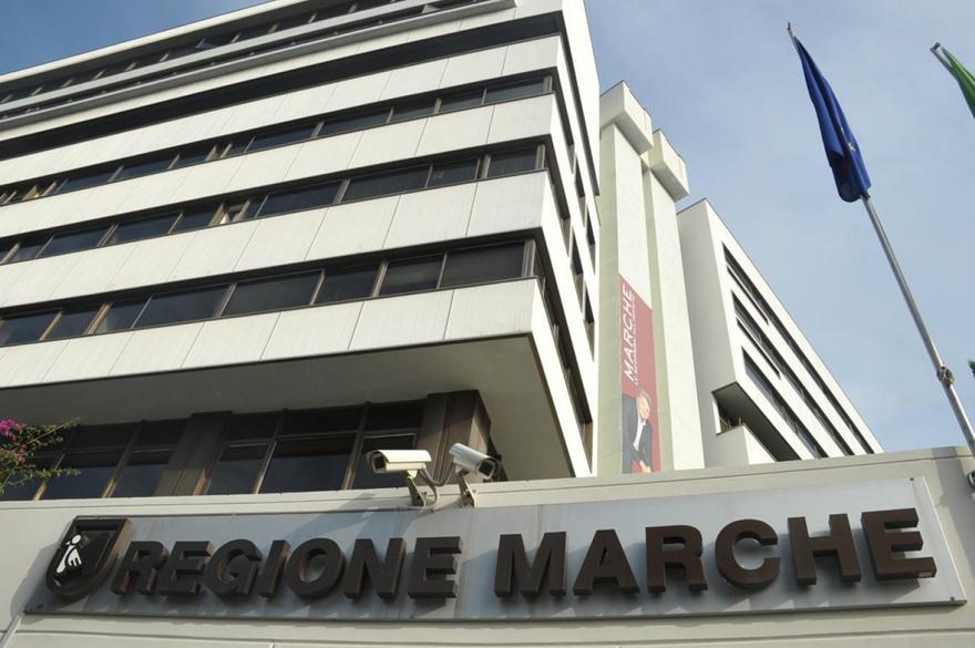 Regione Marche: arriva la firma per il nuovo accordo sul Tpl