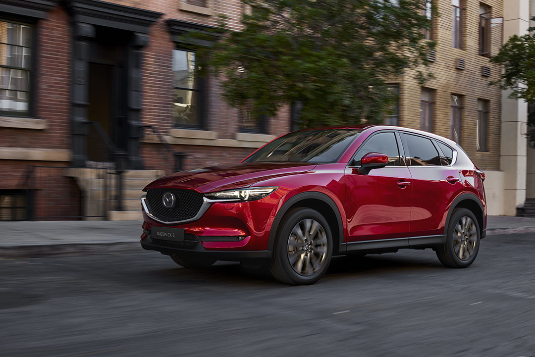 Auto: Mazda presenta al mercato italiano la nuova CX-5 2020