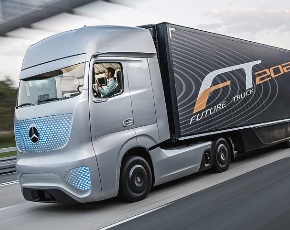 IAA Hannover 2014: Mercedes-Benz svela Future Truck 2025