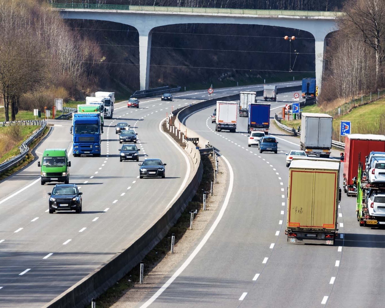 Camion: sabato 23 ‘tir lumaca’ protestano contro la chiusura sulla E45