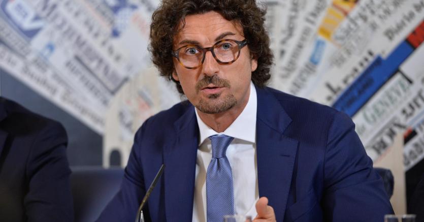 Genova, infrastrutture: il ministro Toninelli garantisce ripresa funzionalità del porto di Genova