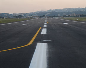 L’aeroporto di Napoli festeggia i 10 milioni di passeggeri dall’inizio dell’anno