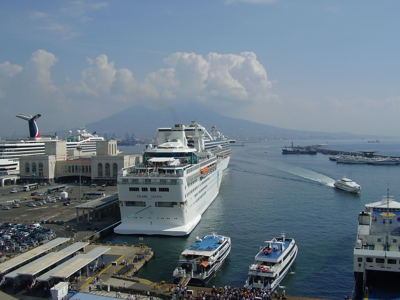 Porti Campania: pronto il piano accosti che elimina ressa sui moli