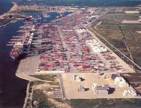 Porto di Gioia Tauro: approvato il bilancio 2021 e il piano operativo triennale