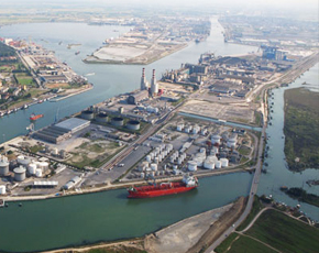 Porto di Ravenna: 2015 in crescita e record nei contenitori