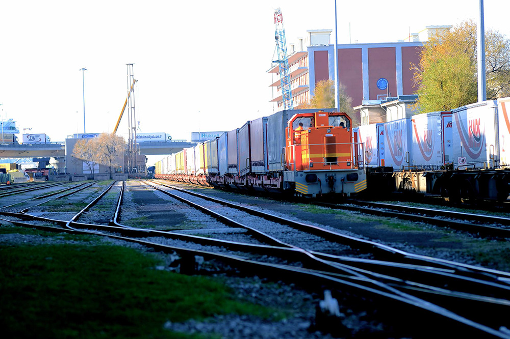 Porto di Trieste: accordo tra l’Autorità del Mar Adriatico Orientale e FER per la formazione ferroviaria del personale